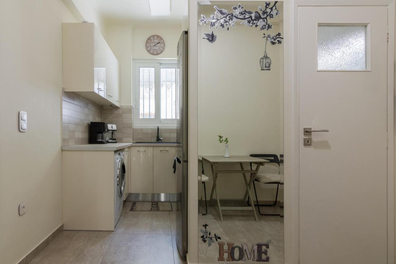 Beautiful And Spacious Apartment In Pagrati أثينا المظهر الخارجي الصورة
