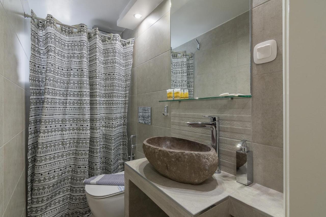 Beautiful And Spacious Apartment In Pagrati أثينا المظهر الخارجي الصورة